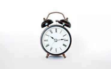 What time is it? The clock says it's time to learn how to overcome your jet lag!