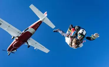 High Altitude, Higher Risks: The Truth About Parachutes on Planes